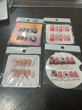 SO Pink and White Floral Gold Accent Press on Nails Bundle
